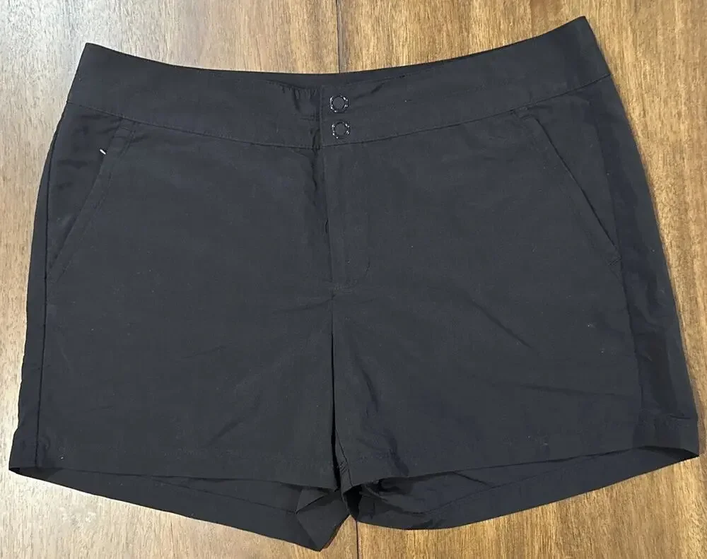 Eddie Bauer Women’s Black Casual Nylon Shorts Size 8 NWOT